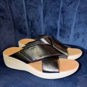 easy spirit Women’s Black Comfort Sandal Size 9.5